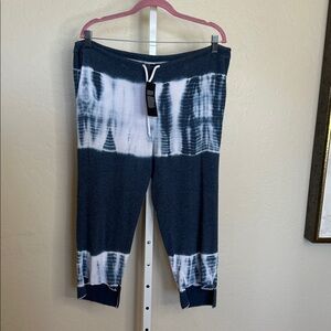 NWT Chaser med cropped Tie-Dye Lounge Pants